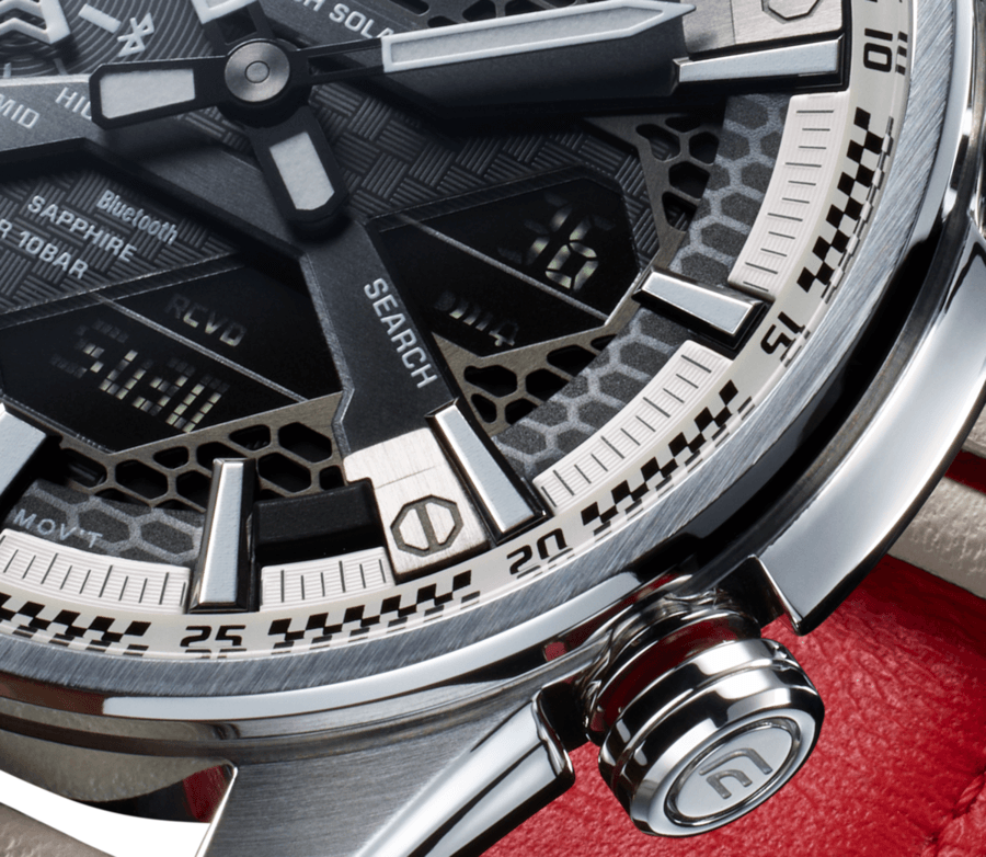 Casio y Honda Racing festejan el 2022 con el Casio Edifice ECB-S100HR