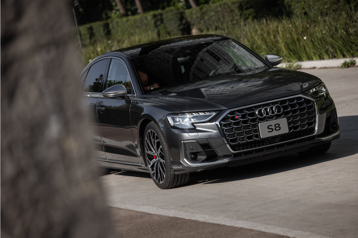 Audi A8 2023